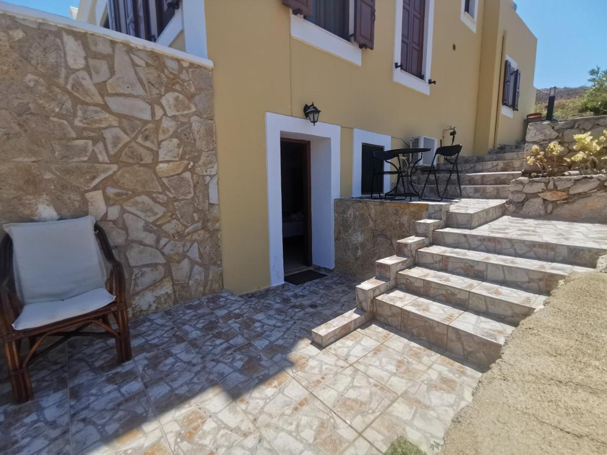 Kalypso Apartment Chalki Town Luaran gambar