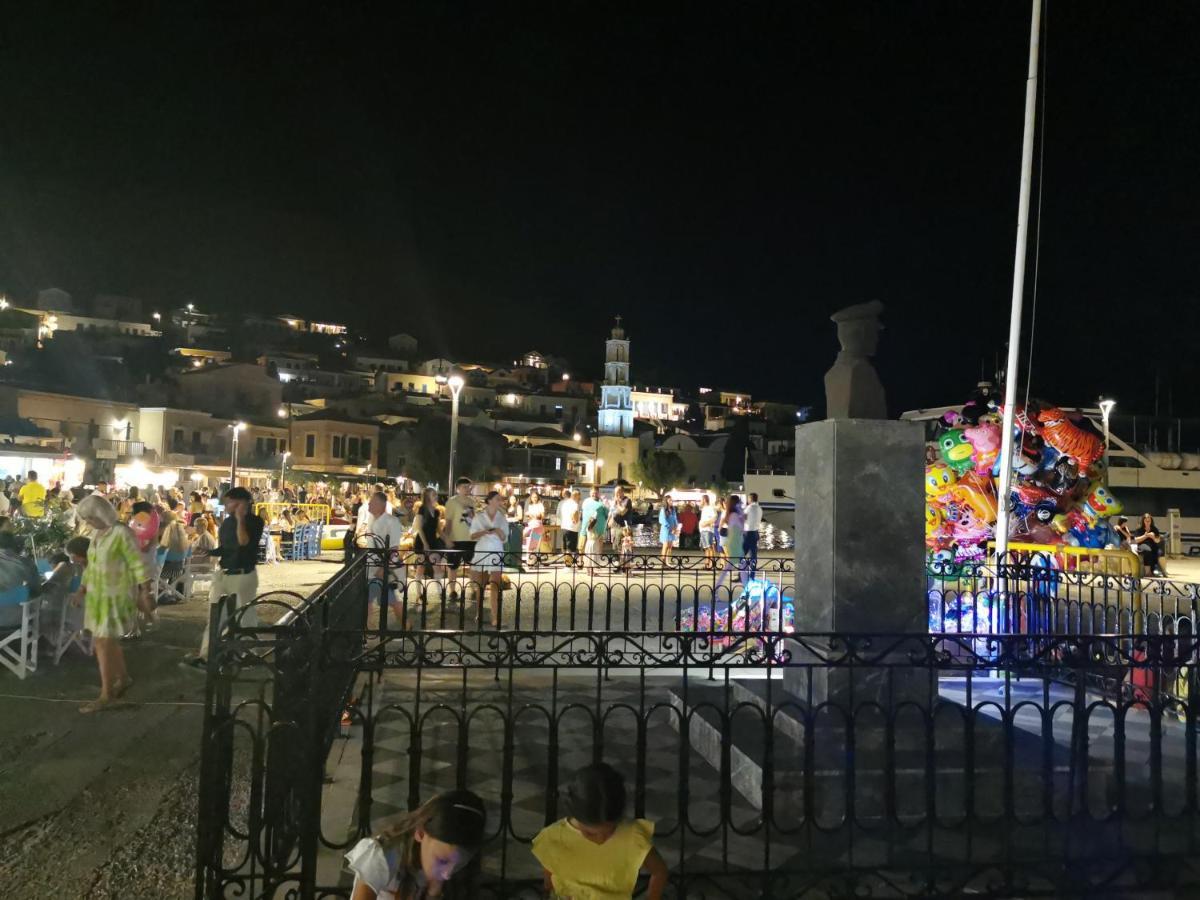 Kalypso Apartment Chalki Town Luaran gambar
